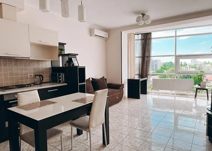 Panoramic Center Flat